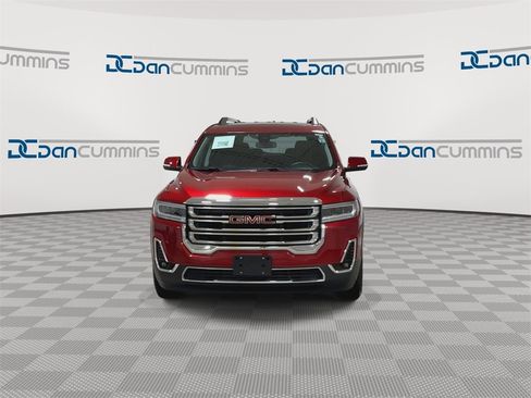 Used 2023 GMC Acadia SLT image 3