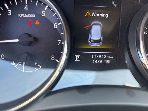 Used 2016 Nissan Rogue SV w/ SV Premium Package AWD/4WD image 3