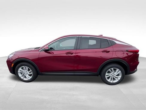 Certified 2025 Buick Envista Preferred w/ Convenience II Package FWD image 3