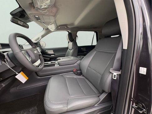 New 2026 Ford Expedition Active RWD image 14
