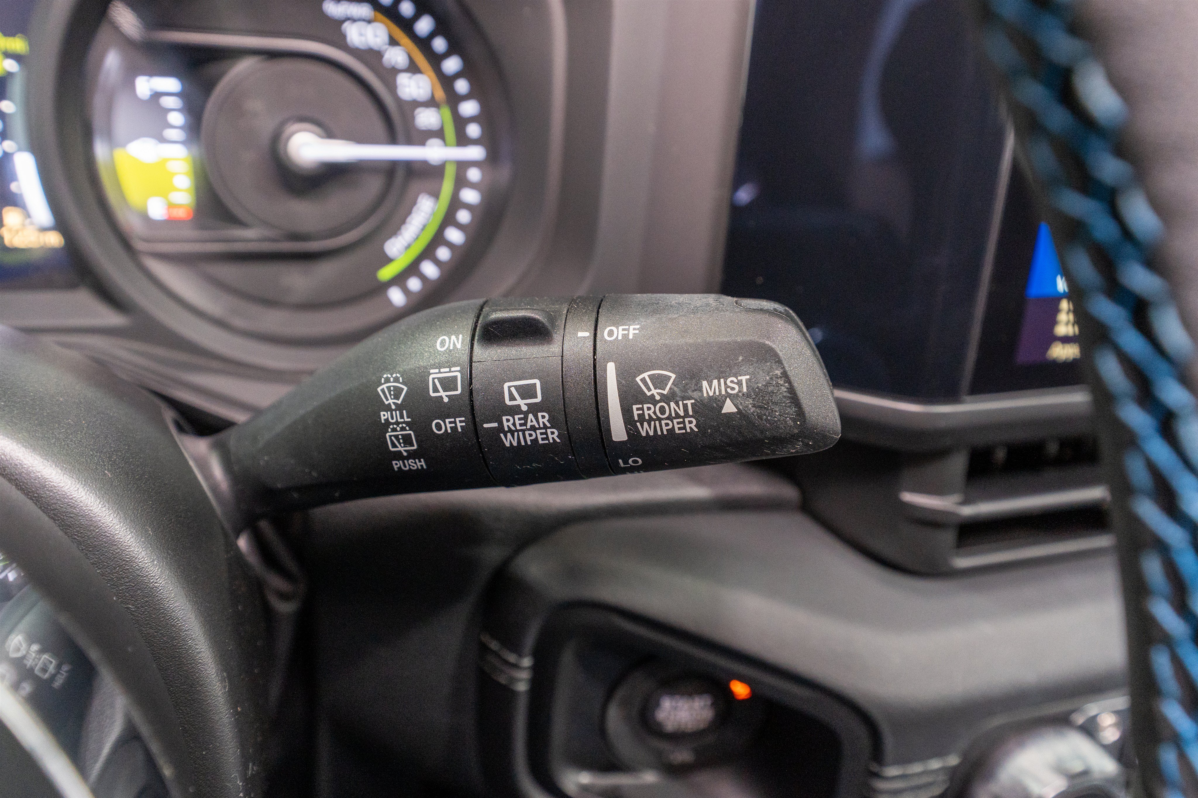 Used 2024 Jeep Wrangler High Altitude AWD/4WD image 30