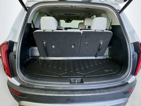 Used 2022 Kia Telluride EX w/ EX Premium Package FWD image 27