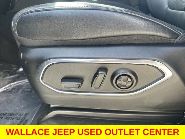 Used 2024 Jeep Wagoneer Series II w/ Flexible Seating Group AWD/4WD image 20