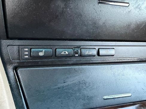 Used 2004 BMW 330Ci Convertible RWD image 31