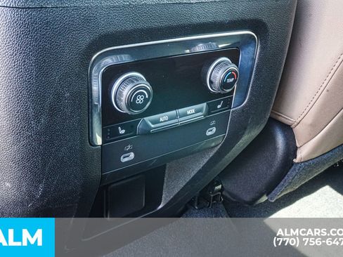 Used 2023 Chevrolet Tahoe Premier w/ Premium Package 2 AWD/4WD image 65