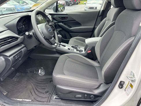 Used 2026 Subaru Crosstrek 2.5i Premium AWD/4WD image 9