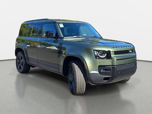 New 2026 Land Rover Defender 110 S image 3
