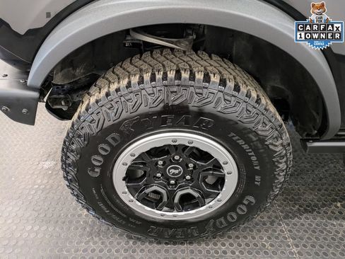 Used 2024 Ford Bronco Badlands AWD/4WD image 10