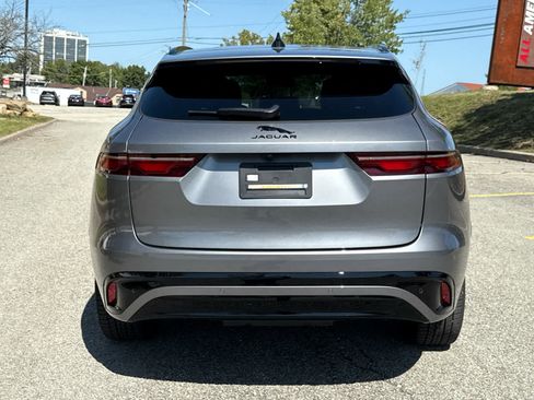 Certified 2025 Jaguar F-PACE R-Dynamic S image 4