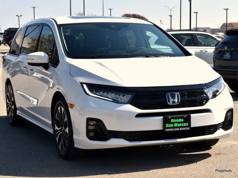 New 2026 Honda Odyssey Elite image 2