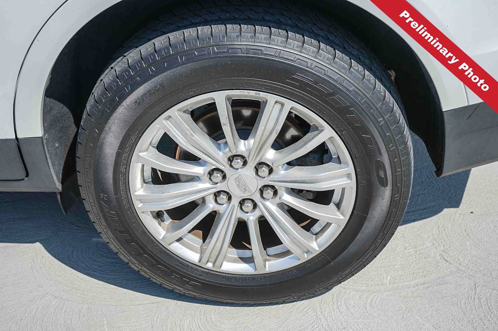 Used 2018 Cadillac XT5 FWD image 10