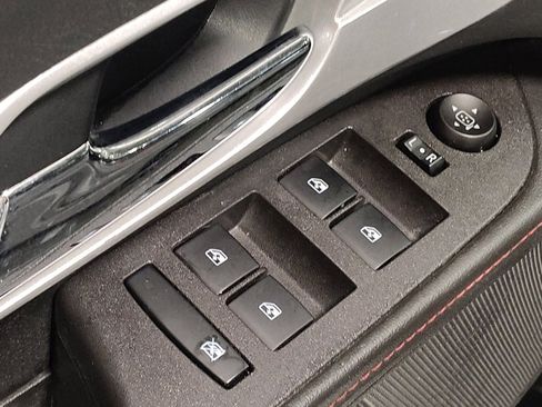 Used 2015 Chevrolet Equinox LT w/ Driver Convenience Package image 27