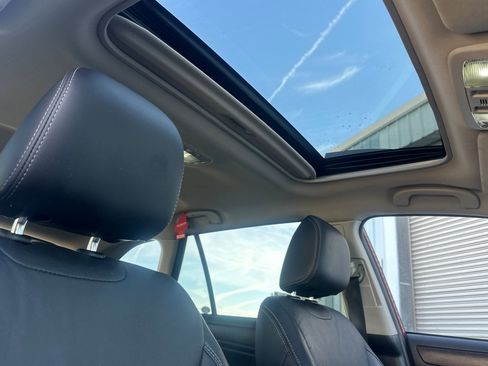 Used 2018 Subaru Outback 2.5i Limited image 17