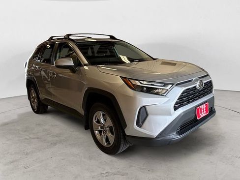 Used 2024 Toyota RAV4 XLE w/ Convenience Package AWD/4WD image 8
