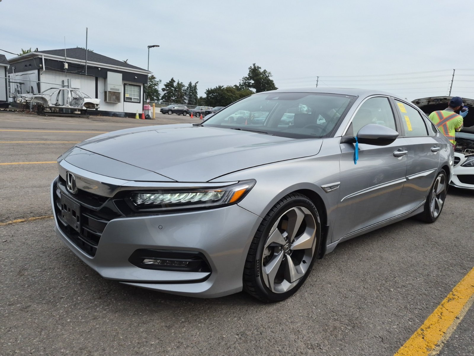 Used 2019 Honda Accord Touring image 1
