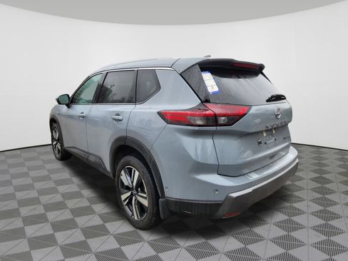Certified 2024 Nissan Rogue SL w/ SL Premium Package AWD/4WD image 3