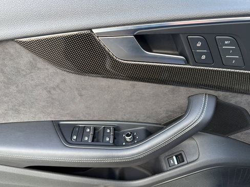 Used 2019 Audi S4 Prestige w/ Prestige Package image 11