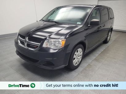 Used 2019 Dodge Grand Caravan SE w/ UConnect Hands-Free Group
