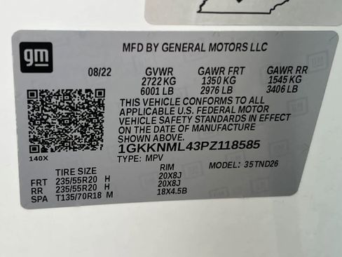 Used 2023 GMC Acadia SLT w/ Technology Package image 31