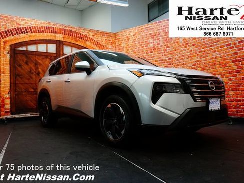 Certified 2025 Nissan Rogue SV AWD/4WD image 1