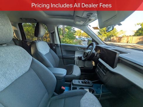 Used 2025 Ford Maverick XLT w/ XLT Luxury Package FWD image 9