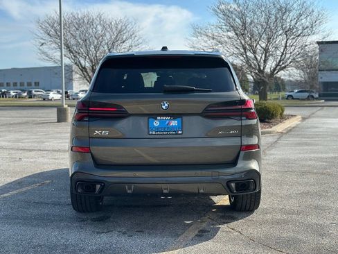 New 2026 BMW X5 xDrive40i w/ M Sport Package AWD/4WD image 4