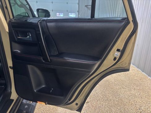 Used 2016 Toyota 4Runner TRD Pro image 31