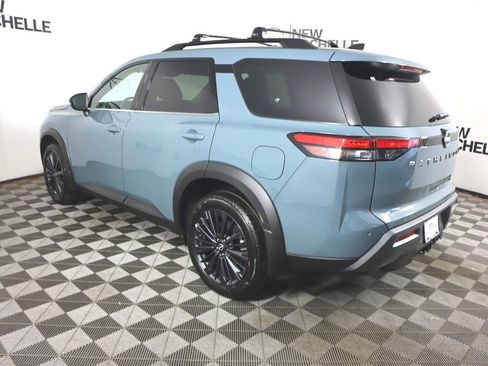 New 2026 Nissan Pathfinder SL image 7