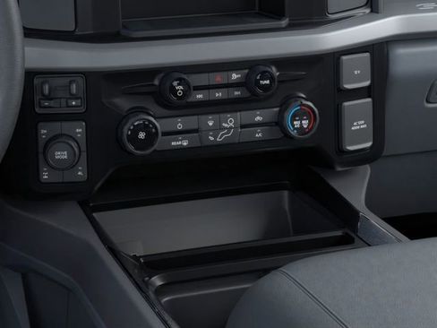 New 2026 Ford F250 XLT w/ FX4 Off-Road Package image 38