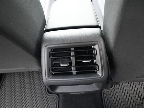 New 2025 Volkswagen Tiguan S image 24