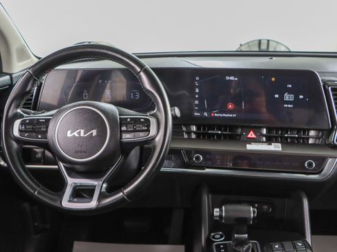 Used 2023 Kia Sportage EX FWD image 17