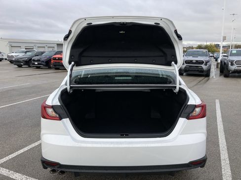 Certified 2026 Toyota Camry SE image 21