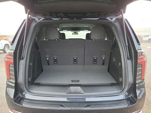New 2025 Chevrolet Tahoe LS image 24
