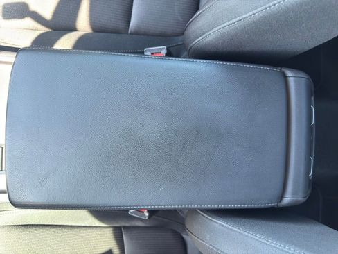 Used 2018 Honda Accord EX image 22