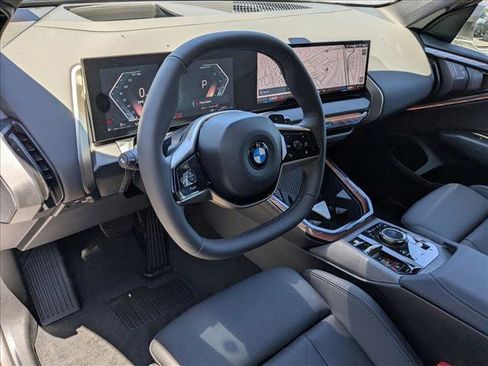 Used 2025 BMW X3 xDrive30i w/ Premium Package AWD/4WD image 3