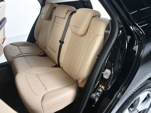 Used 2019 Mercedes-Benz GLE 400 4MATIC image 34