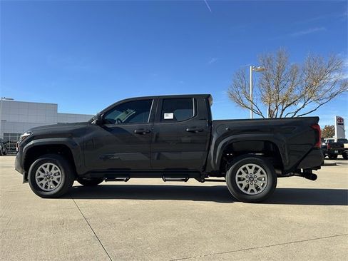 New 2026 Toyota Tacoma SR5 image 2