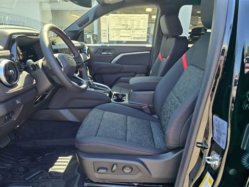 New 2025 Chevrolet Colorado Z71 image 21