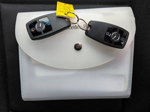 Used 2022 Mercedes-Benz Sprinter 2500 image 19