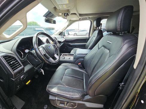 Used 2019 Ford Expedition Platinum AWD/4WD image 4