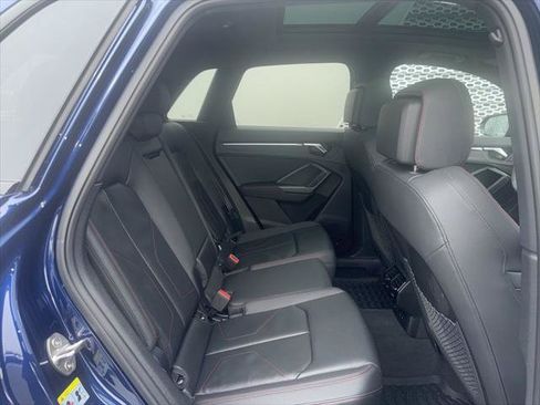 Used 2025 Audi Q3 2.0T Premium Plus w/ Premium Plus Package AWD/4WD image 9