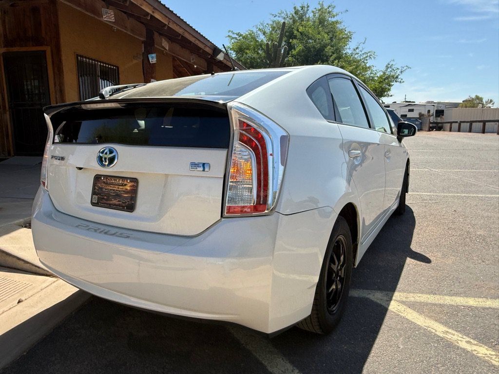 Used 2015 Toyota Prius Two FWD image 7