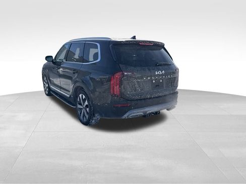 Used 2022 Kia Telluride EX w/ EX Premium Package image 7