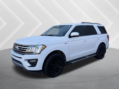 Used 2018 Ford Expedition XLT w/ Equipment Group 202A image 1