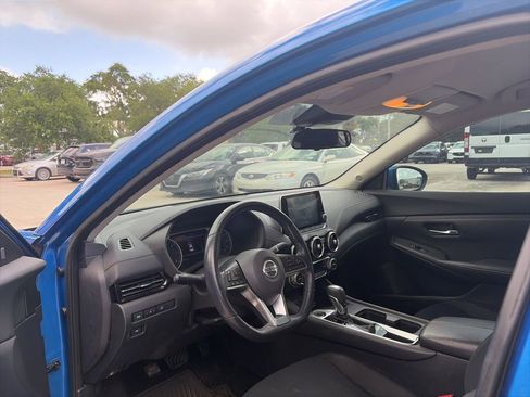 Used 2020 Nissan Sentra SV w/ Trunk Package image 9