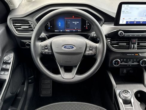 Used 2025 Ford Escape Active AWD/4WD image 15