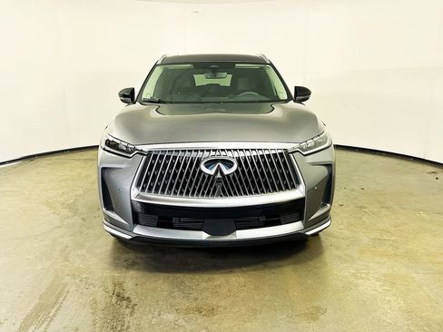 Certified 2026 INFINITI QX60 Luxe w/ Cargo Package FWD image 3