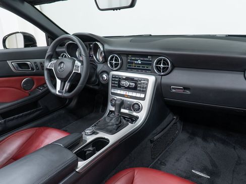 Used 2012 Mercedes-Benz SLK 350 image 15