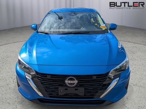 Used 2025 Nissan Sentra SV FWD image 6