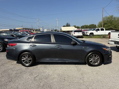 Used 2020 Kia Optima LX FWD image 2